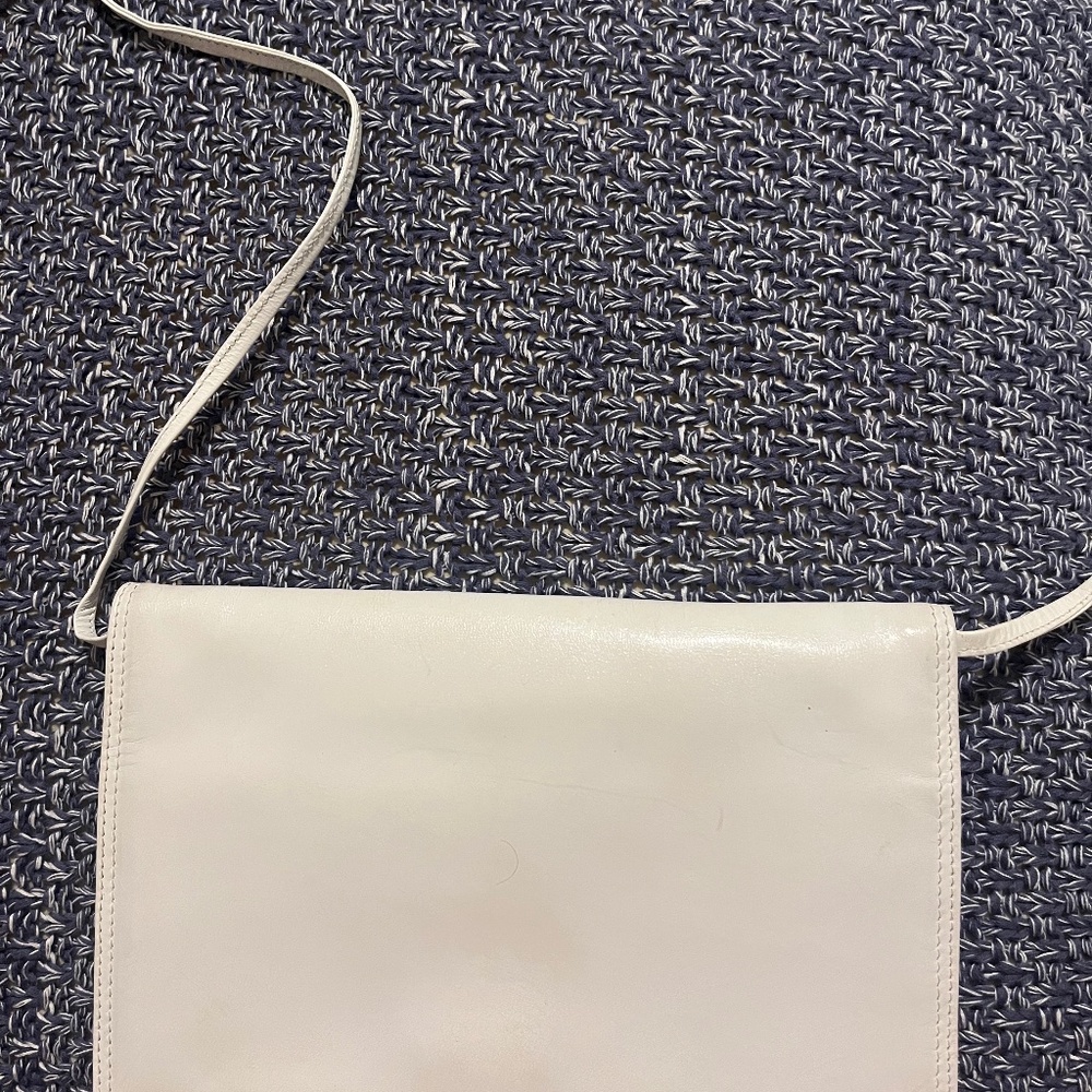 90’s Bottega Veneta white flap purse/bag/crossbody